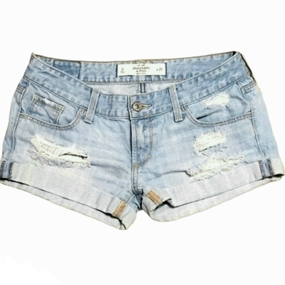 Abercrombie & Fitch Roll Cuff Short Sz 2